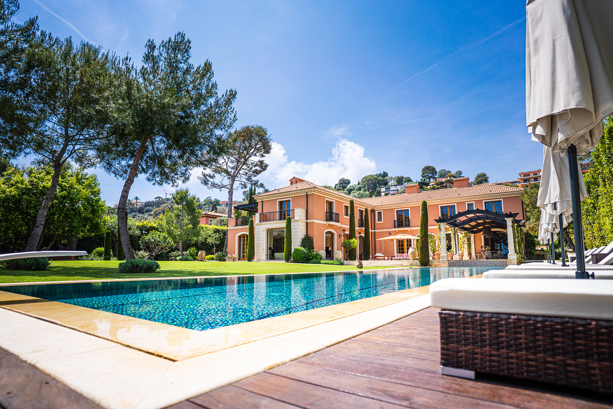 Cap Ferrat Villas - The Agency